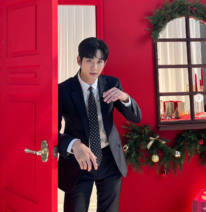 김수현
